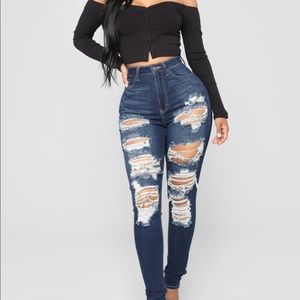 BRAND NEW FASHION NOVA HIGH RISE DISTRESSED JEANS